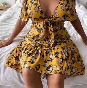 Floral Print Tie Front Plunging Neck Dress Size 12